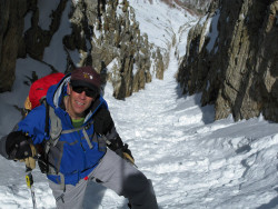 Skinning up in a Carnic Jacket