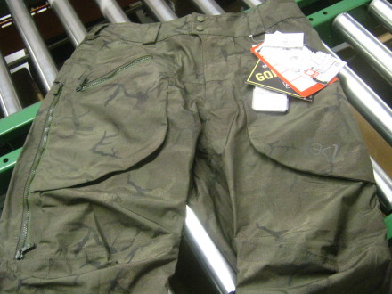 Worn Camo Trench Green