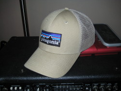 3/4 view of worlds greatest hat