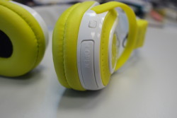 skull candy double agent lime white