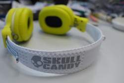 skull candy double agent lime white