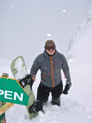 Alyeska Restort, Girdwood AK, 42 inches of fresh snow (186 total)...