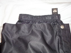 Bottom cuff detail