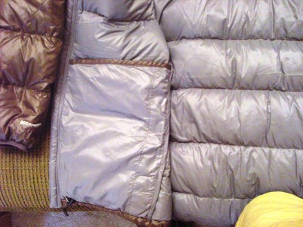 Interior drop pocket detail