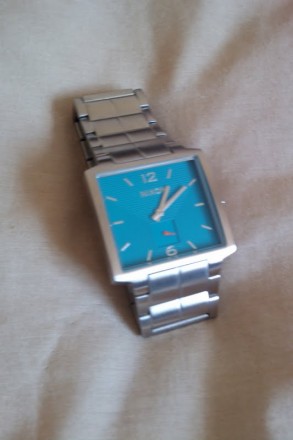 Beautiful surf watch