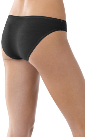 On model, back