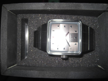Gunmetal colorway
