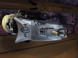 Detail view of heel piece paint damage