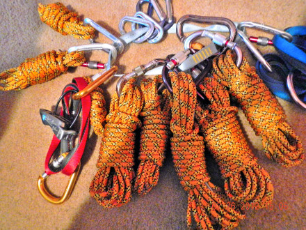 Yep, it's accessory cord