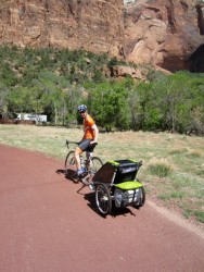 Chariot towed via road bike