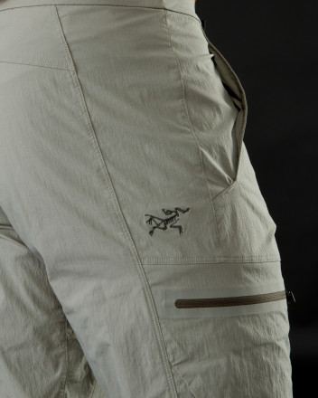 Side detail