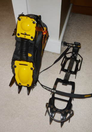 G10 base and old crampons for comparison