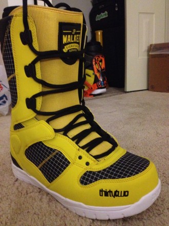 Lighter than my skate shoes!