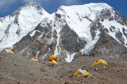 VE 25 at work at GII Basecamp, Karakorum, Pakistan