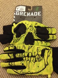skull print..//