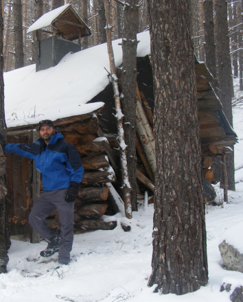Hiking at -18 Celsius and strong wind in these and I was fine, I was little cold when doing stops. Add long baselayer bottom and you'll be fine in very cold conditions.