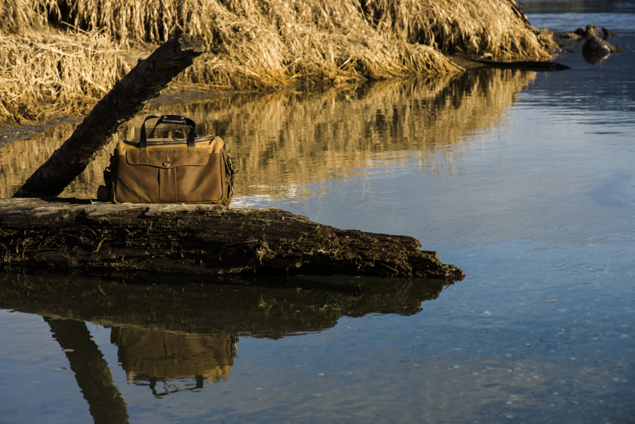  Filson Sportsman Camera Bag 