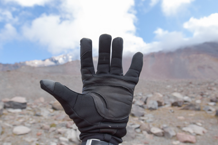 Reinforced leather grip palm 