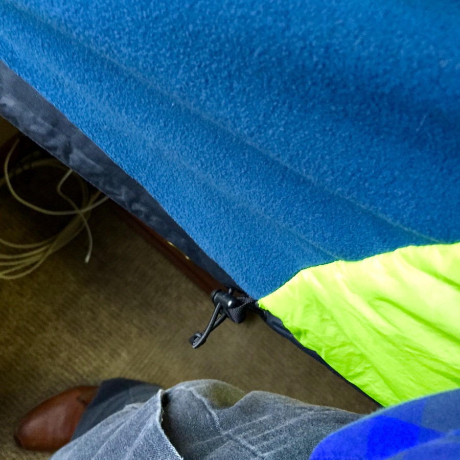 Good, but re-work the drawstring!