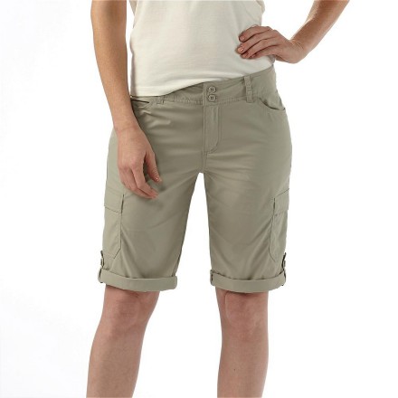 Solimar Short on body