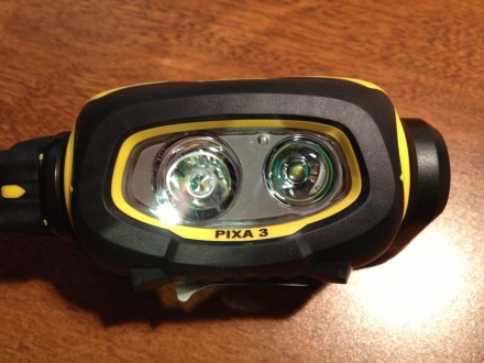 Front Petzl Pixa 3