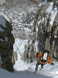 Skiing with the Dihedral backpack
