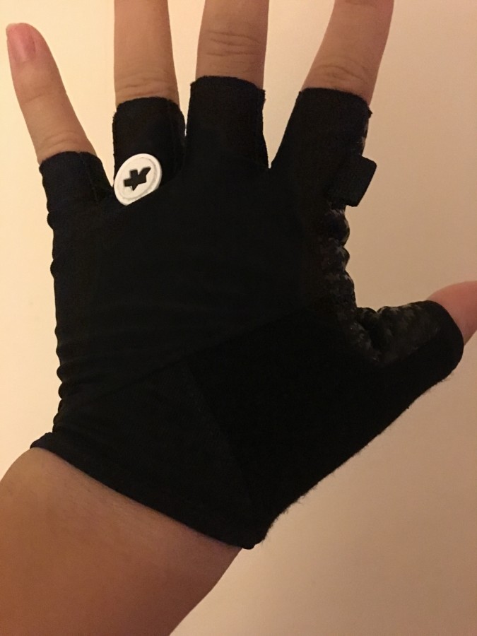 assos early winter gloves s7