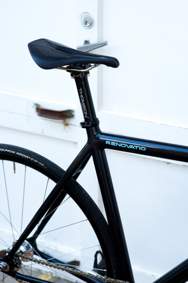 Thomson Masterpiece Seatpost: 31.6 X 350mm Black - Pro Bike Supply