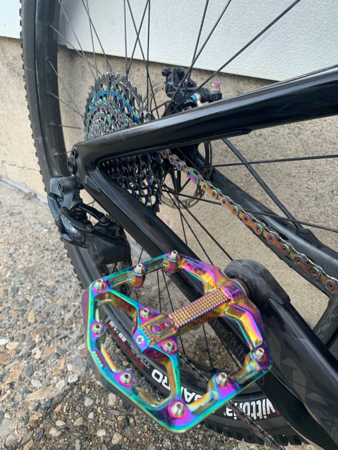 oil slick pedals mtb