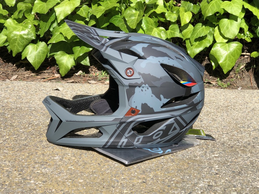 troy lee stage stealth helmet